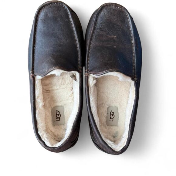 UGG Men’s Ascot Brown Leather Sheepskin Lined Slippers Moc Toe Loafers. Size 11 main image 7